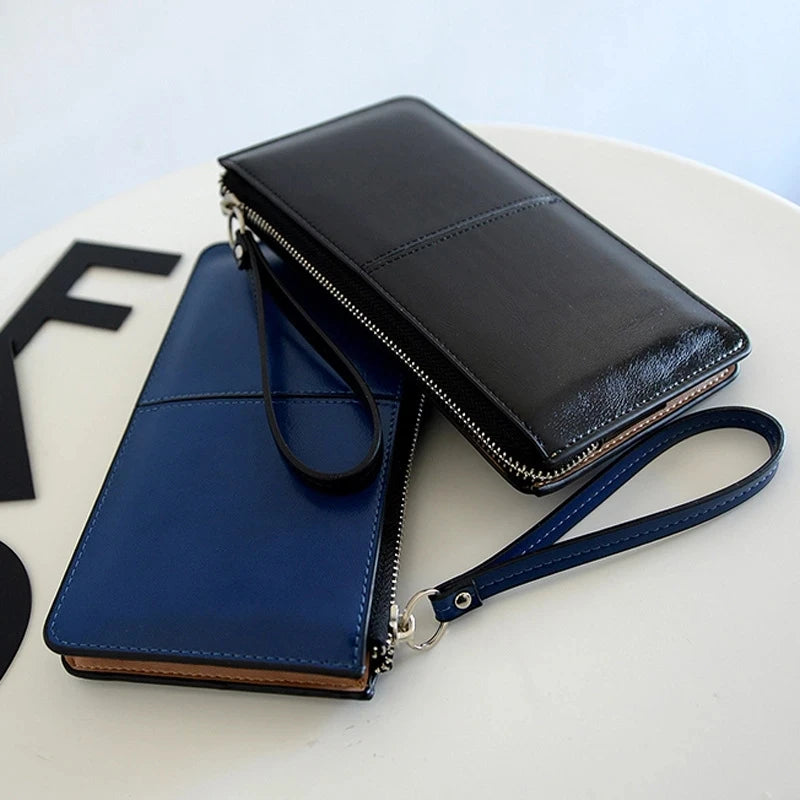 Pelvora Phone Clutch — Excelente para centrarse en la capacidad y la practicidad.