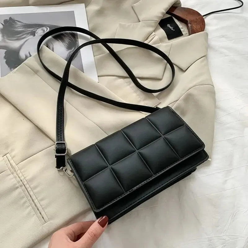 Viona Luxe Mini — Acabado de primera calidad y diseño atemporal.