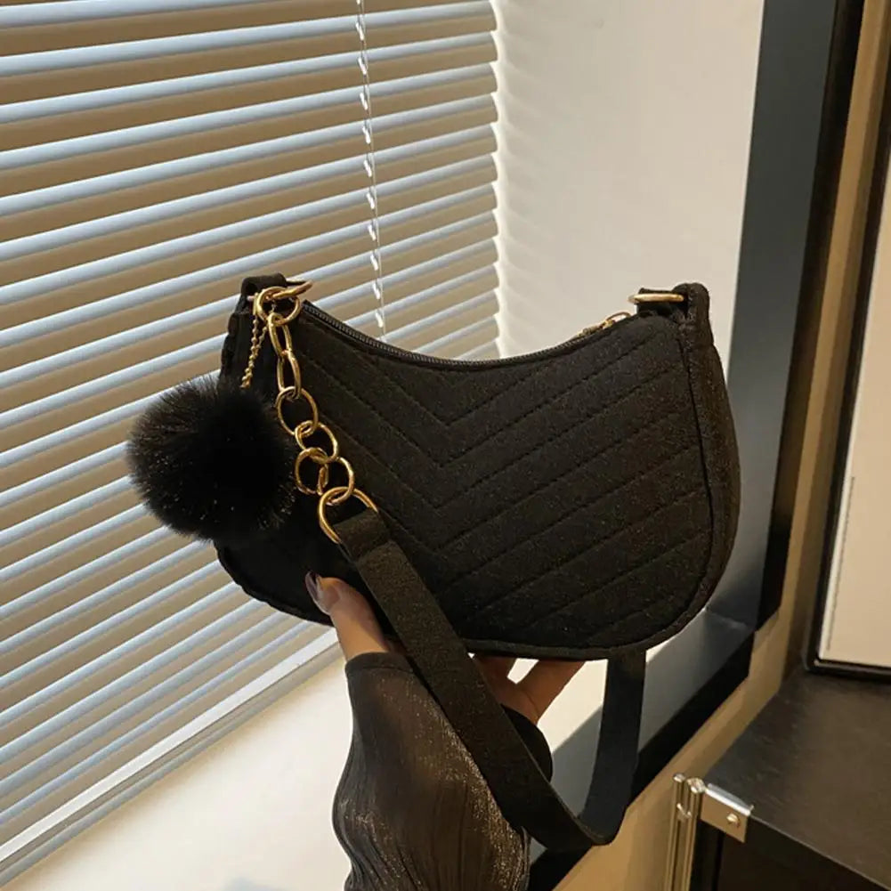 Nuvé Mini — Compacto y práctico para looks urbanos.